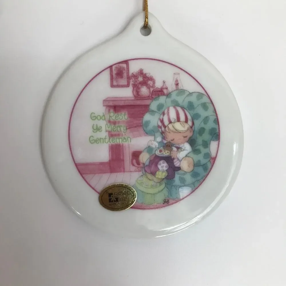 Vintage Precious Moments 2001 Tidings Of Comfort & Joy Christmas Ornament